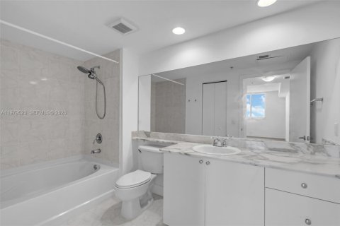 Купить кондоминиум в Авентура, Флорида 2 спальни, 109.53м2, № 2049066 - фото 16