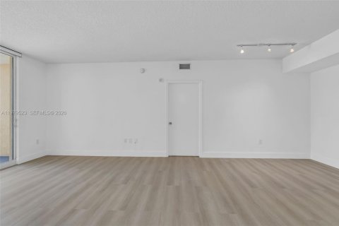 Купить кондоминиум в Авентура, Флорида 2 спальни, 109.53м2, № 2049066 - фото 8