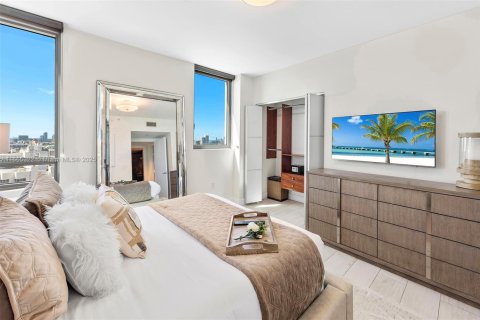 Condo in Miami Beach, Florida, 2 bedrooms  № 2022946 - photo 5