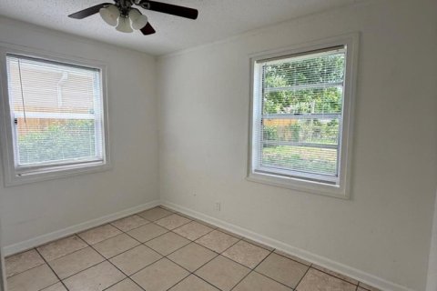 House in Riviera Beach, Florida 2 bedrooms, 66.89 sq.m. № 2265441 - photo 5
