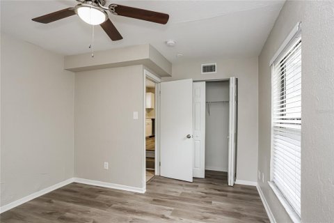 House in Clearwater, Florida 4 bedrooms, 109.25 sq.m. № 1797412 - photo 6