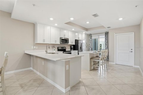 Condo in Punta Gorda, Florida, 2 bedrooms  № 2129452 - photo 10