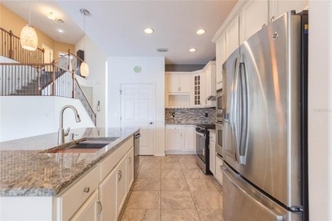 Casa en venta en Tampa, Florida, 5 dormitorios, 276.76 m2 № 2208760 - foto 20
