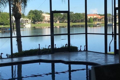Casa en venta en Tampa, Florida, 5 dormitorios, 276.76 m2 № 2208760 - foto 11