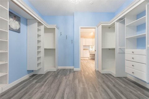 Casa en venta en Tampa, Florida, 5 dormitorios, 276.76 m2 № 2208760 - foto 24