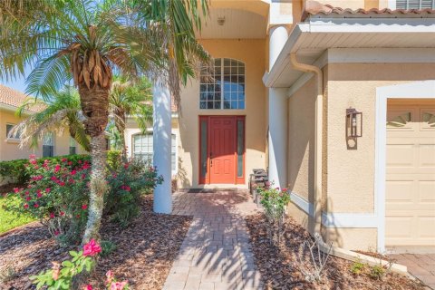 Casa en venta en Tampa, Florida, 5 dormitorios, 276.76 m2 № 2208760 - foto 5