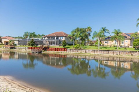 Casa en venta en Tampa, Florida, 5 dormitorios, 276.76 m2 № 2208760 - foto 7