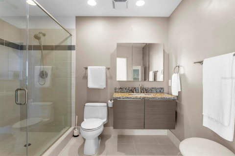Copropriété à vendre à Saint Petersburg, Floride: 1 chambre, 113.81 m2 № 2437306 - photo 19