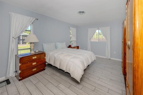 House in Venice, Florida 2 bedrooms, 119.29 sq.m. № 1829125 - photo 19