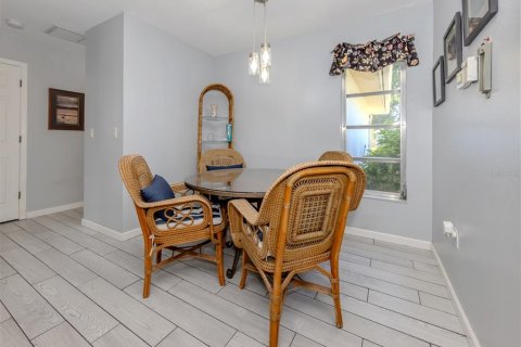 House in Venice, Florida 2 bedrooms, 119.29 sq.m. № 1829125 - photo 13