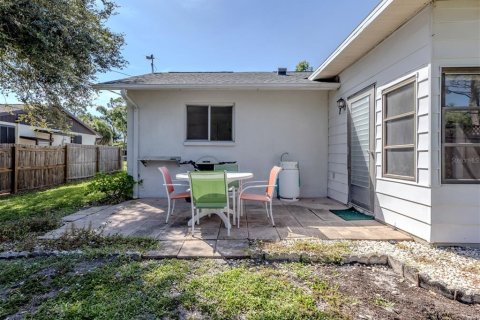 House in Venice, Florida 2 bedrooms, 119.29 sq.m. № 1829125 - photo 26