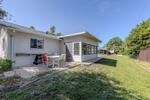 House in Venice, Florida 2 bedrooms, 119.29 sq.m. № 1829125 - photo 27