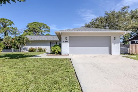House in Venice, Florida 2 bedrooms, 119.29 sq.m. № 1829125 - photo 1
