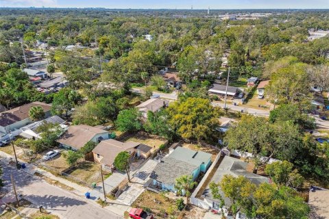House in Tampa, Florida 2 bedrooms, 63.92 sq.m. № 1634580 - photo 11
