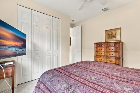 House in Boynton Beach, Florida 3 bedrooms, 235.41 sq.m. № 2385356 - photo 29