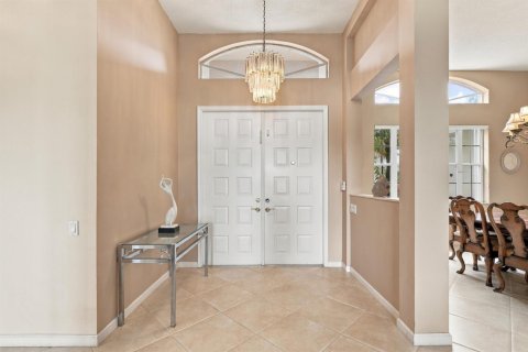 House in Boynton Beach, Florida 3 bedrooms, 235.41 sq.m. № 2385356 - photo 7