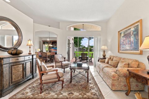 House in Boynton Beach, Florida 3 bedrooms, 235.41 sq.m. № 2385356 - photo 9