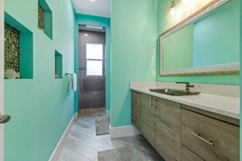 Casa en venta en Port Charlotte, Florida, 3 dormitorios, 210.42 m2 № 1657684 - foto 18