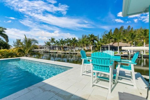 Casa en venta en Port Charlotte, Florida, 3 dormitorios, 210.42 m2 № 1657684 - foto 21
