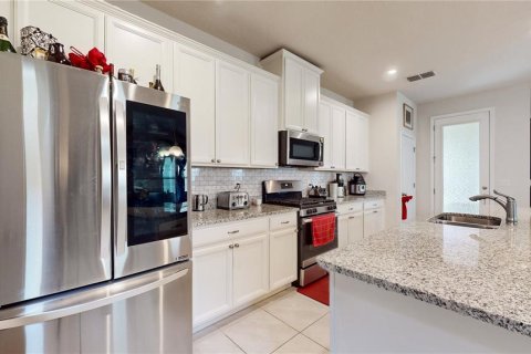 House in Winter Garden, Florida 4 bedrooms, 197.7 sq.m. № 1817900 - photo 5