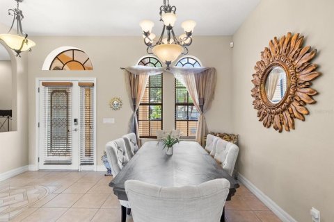 Villa ou maison à vendre à Land O' Lakes, Floride: 4 chambres, 239.04 m2 № 2223383 - photo 5