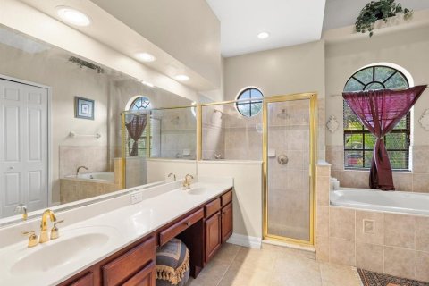 Villa ou maison à vendre à Land O' Lakes, Floride: 4 chambres, 239.04 m2 № 2223383 - photo 22