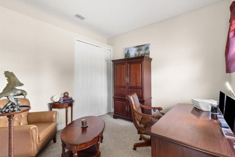 Villa ou maison à vendre à Land O' Lakes, Floride: 4 chambres, 239.04 m2 № 2223383 - photo 25
