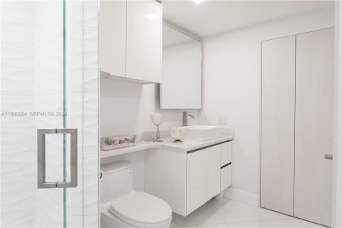 Condominio en venta en Miami Beach, Florida, 2 dormitorios, 128.21 m2 № 2043794 - foto 4