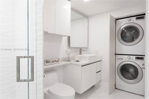 Condominio en venta en Miami Beach, Florida, 2 dormitorios, 128.21 m2 № 2043794 - foto 10