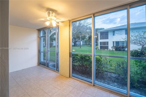 Condo in Tequesta, Florida, 2 bedrooms  № 2002957 - photo 10