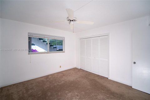 Condo in Tequesta, Florida, 2 bedrooms  № 2002957 - photo 18