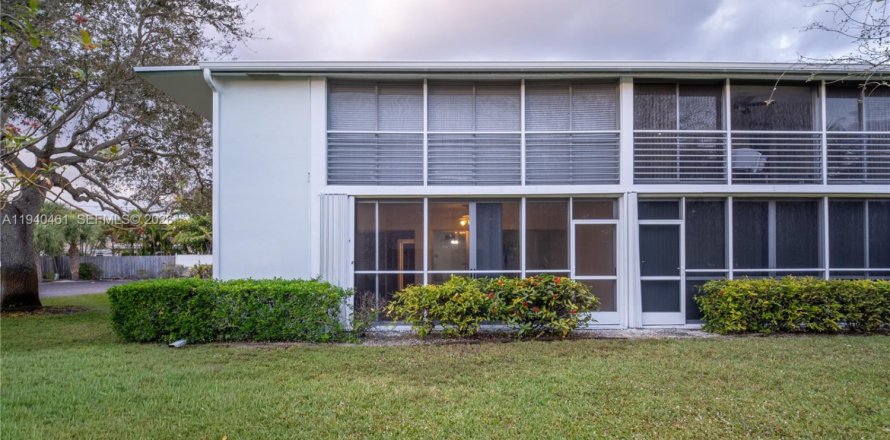 Condo in Tequesta, Florida, 2 bedrooms  № 2002957