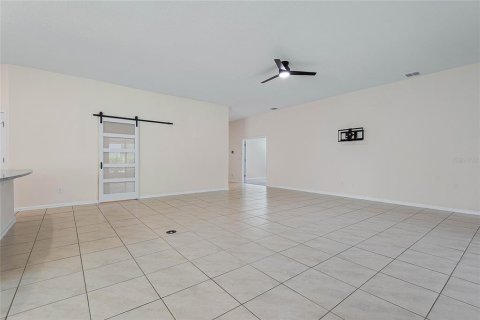 House in Palm Coast, Florida 4 bedrooms, 219.53 sq.m. № 1680044 - photo 13