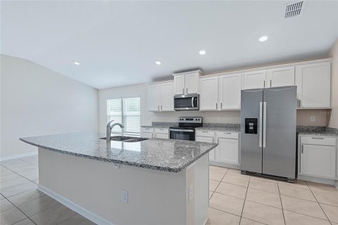 House in Palm Coast, Florida 4 bedrooms, 219.53 sq.m. № 1680044 - photo 17