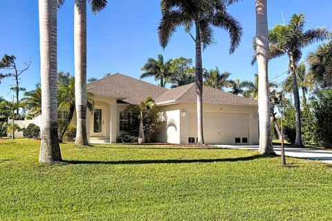 Casa en Rotonda, Florida 3 dormitorios, 151.71 m2 № 2341816