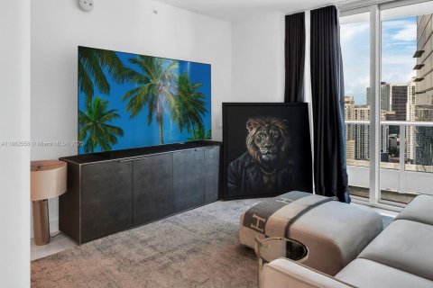 Condo in Miami, Florida, 2 bedrooms  № 2059918 - photo 19