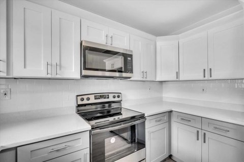 Villa ou maison à vendre à Tampa, Floride: 3 chambres, 182.46 m2 № 1744446 - photo 20