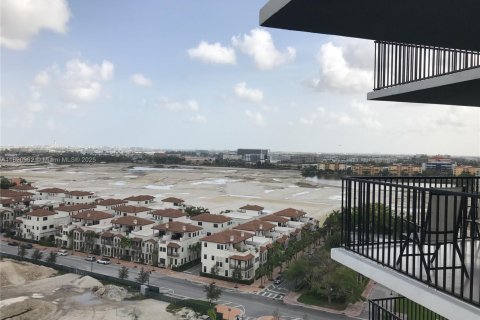 Condo in Doral, Florida, 2 bedrooms  № 1937537 - photo 8