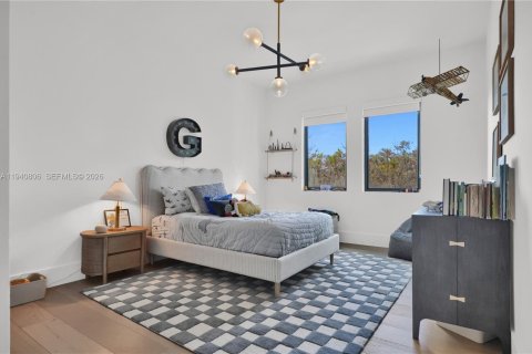 House in Hollywood, Florida 6 bedrooms, 499.54 sq.m. № 2001854 - photo 28