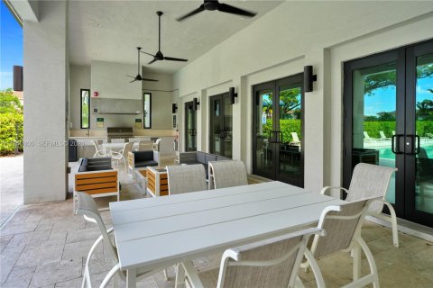 Casa en venta en Hollywood, Florida, 6 dormitorios, 499.54 m2 № 2001854 - foto 4
