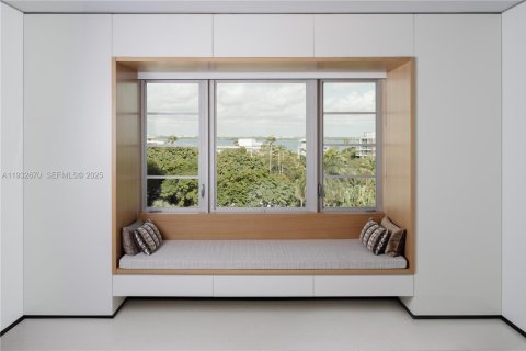 Condominio en venta en Miami Beach, Florida, 1 dormitorio, 100.8 m2 № 1992482 - foto 4