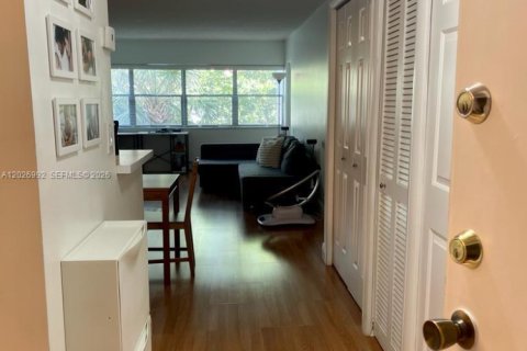 Copropriété à louer à Weston, Floride: 1 chambre, 78.5 m2 № 2168356 - photo 12