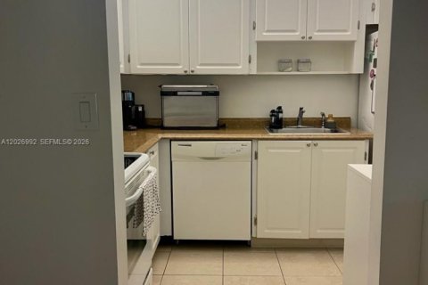 Copropriété à louer à Weston, Floride: 1 chambre, 78.5 m2 № 2168356 - photo 8