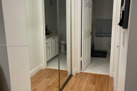 Copropriété à louer à Weston, Floride: 1 chambre, 78.5 m2 № 2168356 - photo 17