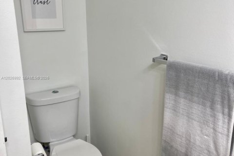 Copropriété à louer à Weston, Floride: 1 chambre, 78.5 m2 № 2168356 - photo 13
