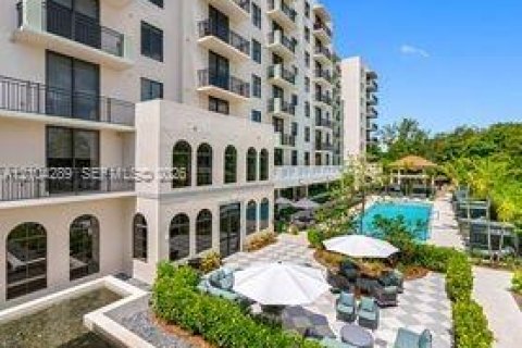 Condo à Hallandale Beach, Floride, 2 chambres № 2422359
