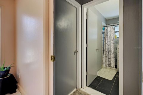 Купить виллу или дом в Венеция, Флорида 8 комнат, 176.51м2, № 2298300 - фото 11