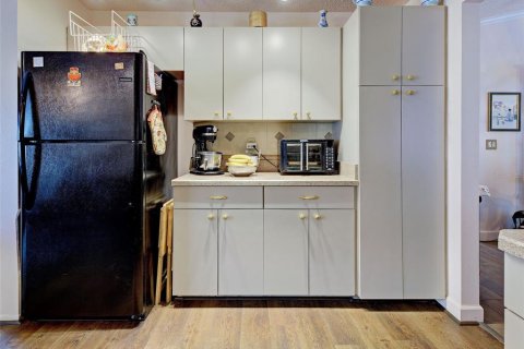 Купить виллу или дом в Венеция, Флорида 8 комнат, 176.51м2, № 2298300 - фото 18