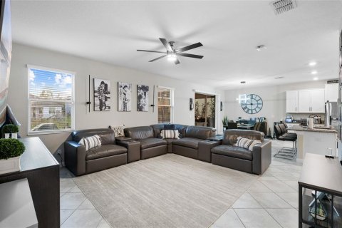 Купить виллу или дом в Тампа, Флорида 4 комнаты, 274.43м2, № 2151398 - фото 16