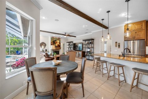 House in Tampa, Florida 5 bedrooms, 291.16 sq.m. № 1522850 - photo 27